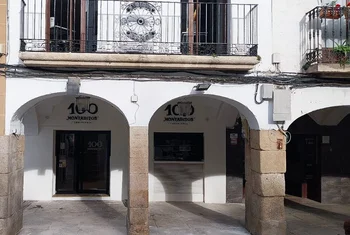 Nuevo 100 Montaditos en la Plaza Mayor de Cáceres