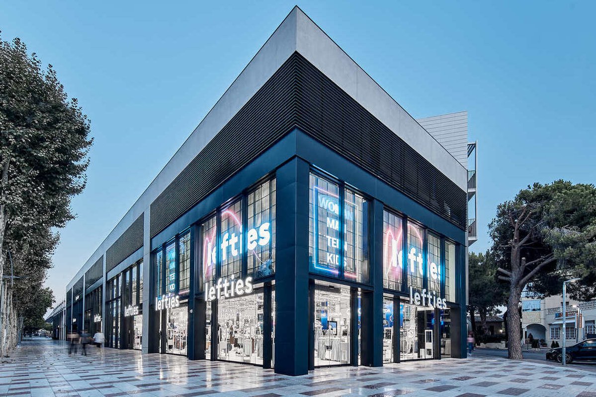 Lefties inaugura una nueva Digital Store en Platja D'Aro