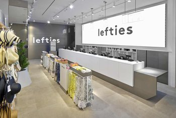 Lefties abre sus puertas en el centro comercial Splau de Cornellá de Llobregat
