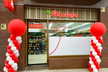 Alcampo inaugura un supermercado franquiciado en Barcelona