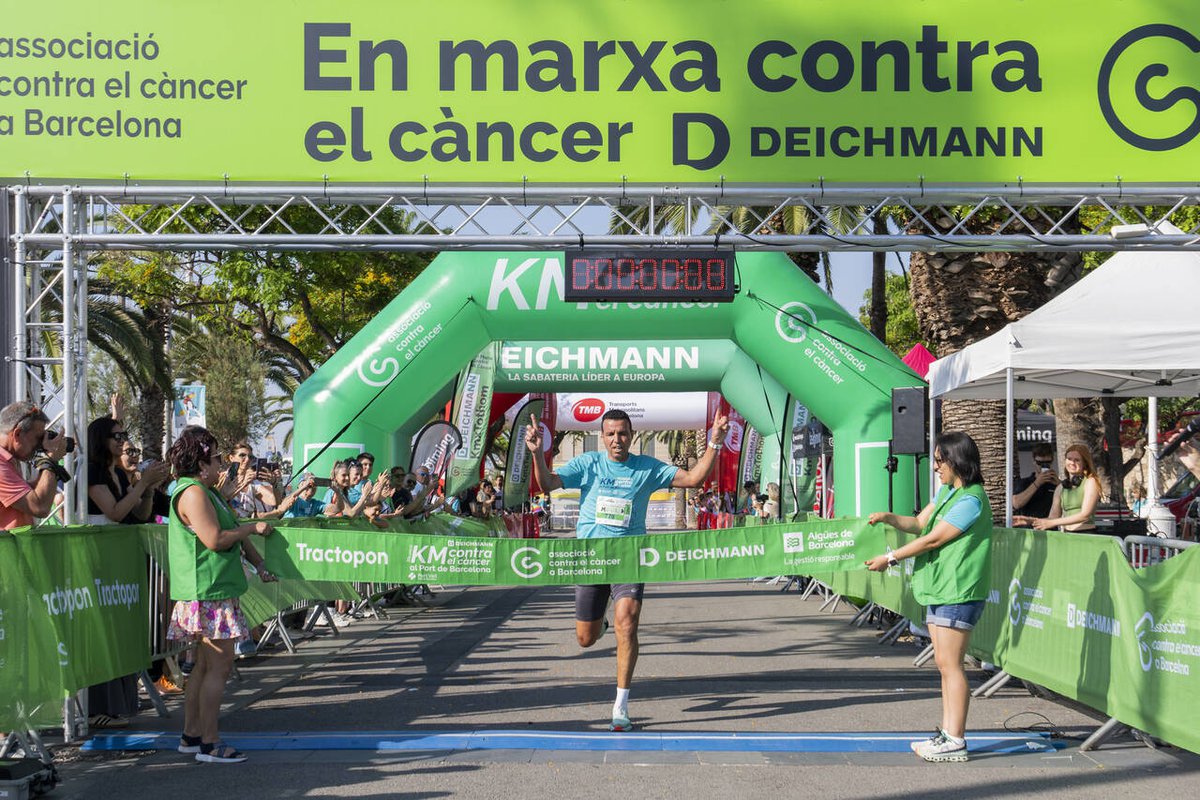 Deichmann y la Asociación Contra el Cáncer reúnen a cerca de 4.000 personas