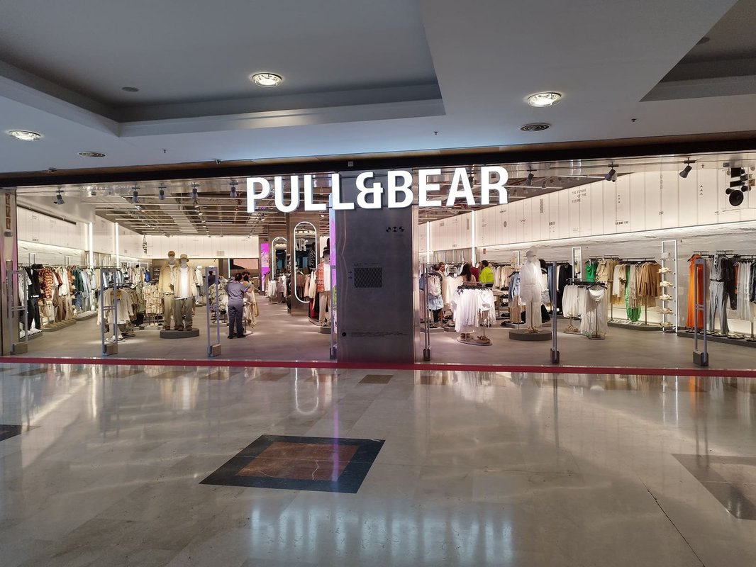Inditex amplía la tienda de Pull & Bear en Artea