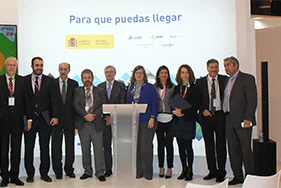 La AECC en la entrega de premios de ADIF en FITUR
