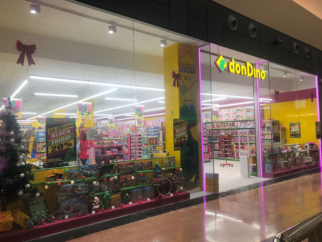 Don Dino inaugura una tienda en Nueva Condomina