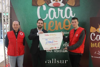 Vallsur entrega 1.000 euros a Cruz Roja Juventud