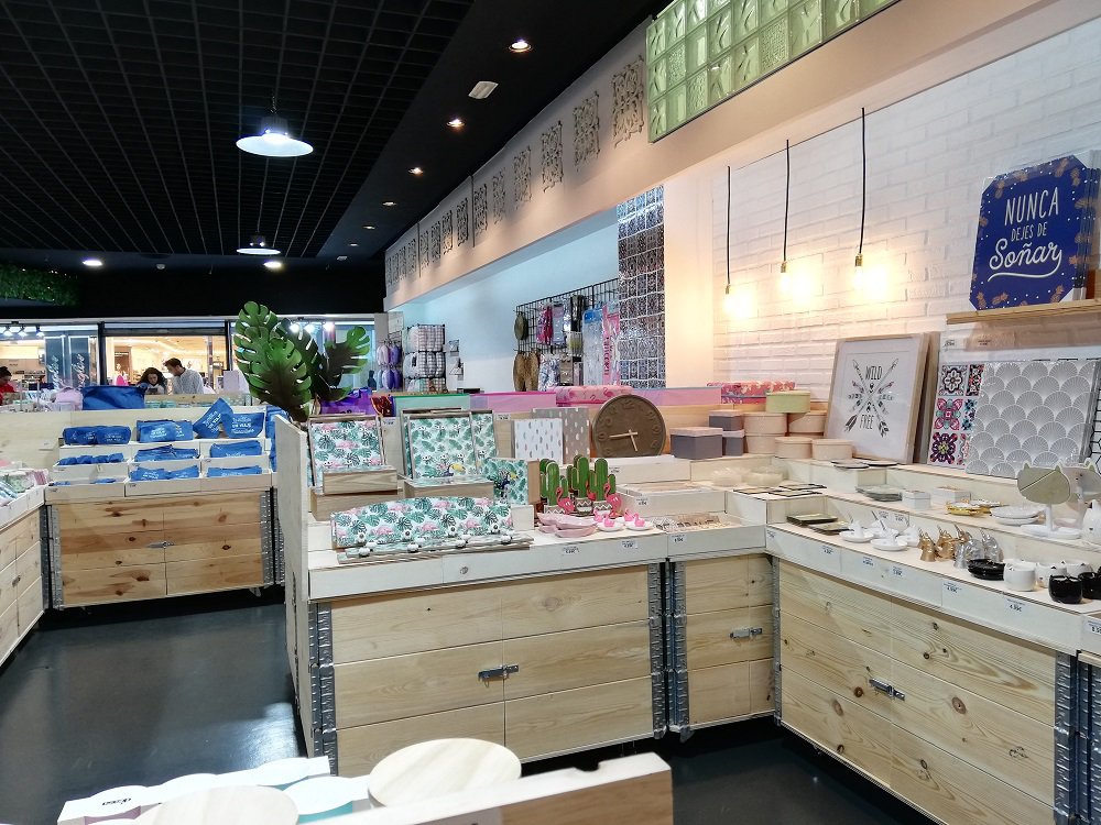 La Amparo abre su primera tienda fuera de Sevilla