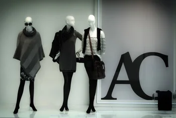 El comercio textil cae un 1,9% en enero