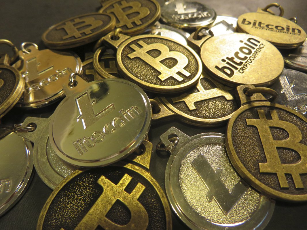 Bitstop presenta los nuevos cajeros automáticos de bitcoin