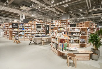 Muji renueva su primera tienda en Madrid