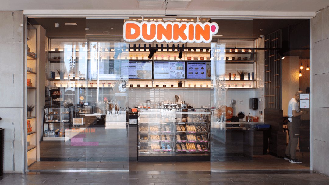 Dunkin' Coffee abre un establecimiento en La Maquinista