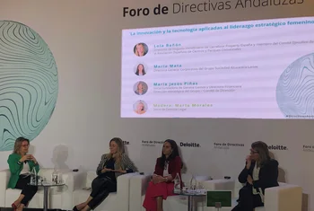 El Foro de Directivas Andaluzas debate sobre el liderazgo femenino