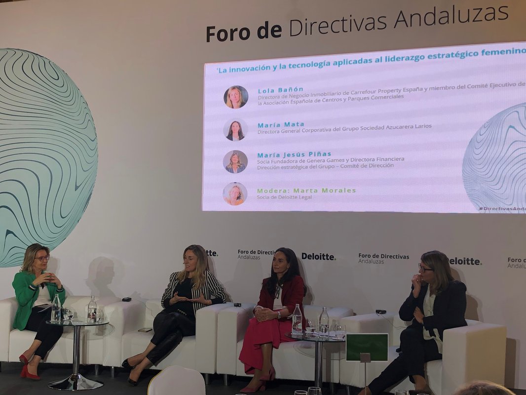 El Foro de Directivas Andaluzas debate sobre el liderazgo femenino