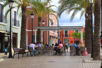 La Noria celebra su Megaoutlet