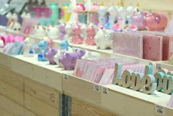 La Amparo abre cinco nuevas tiendas