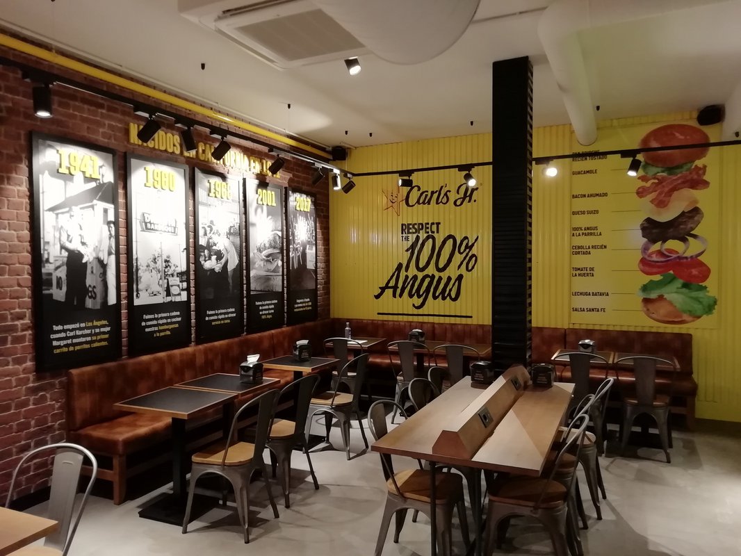 Carl's Jr abre su octavo restaurante en Madrid