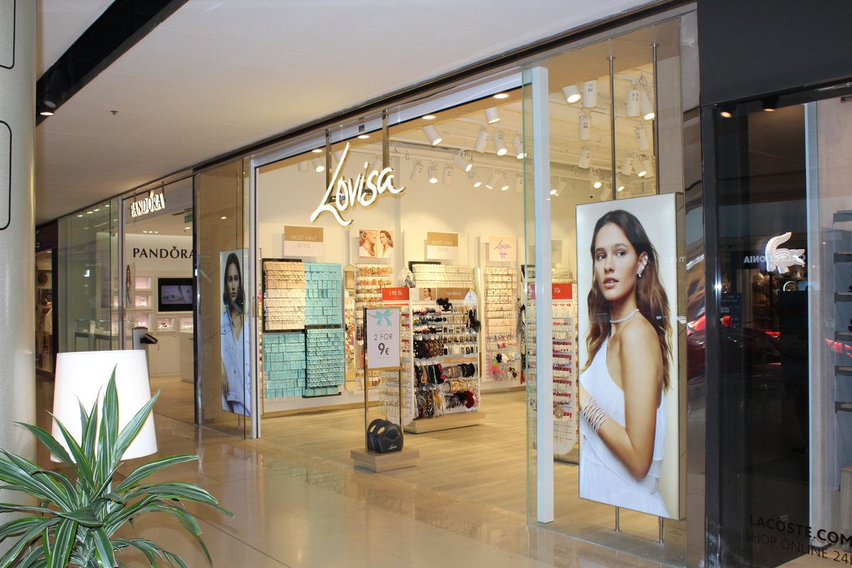 La bisutería de Lovisa brilla en Maremagnum