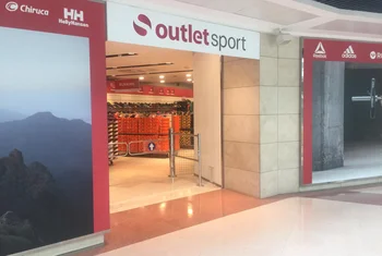 Intersport abre su outlet en Llobregat Centre
