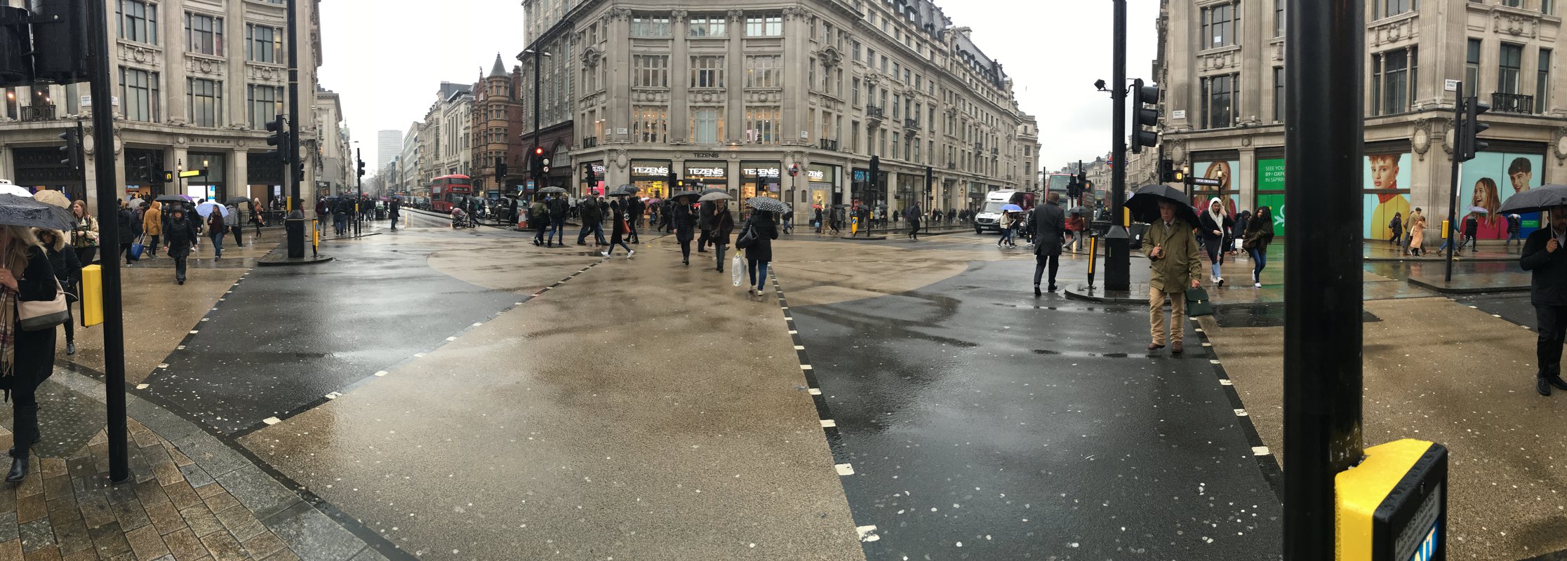 Microsoft abre su primera tienda europea en Londres