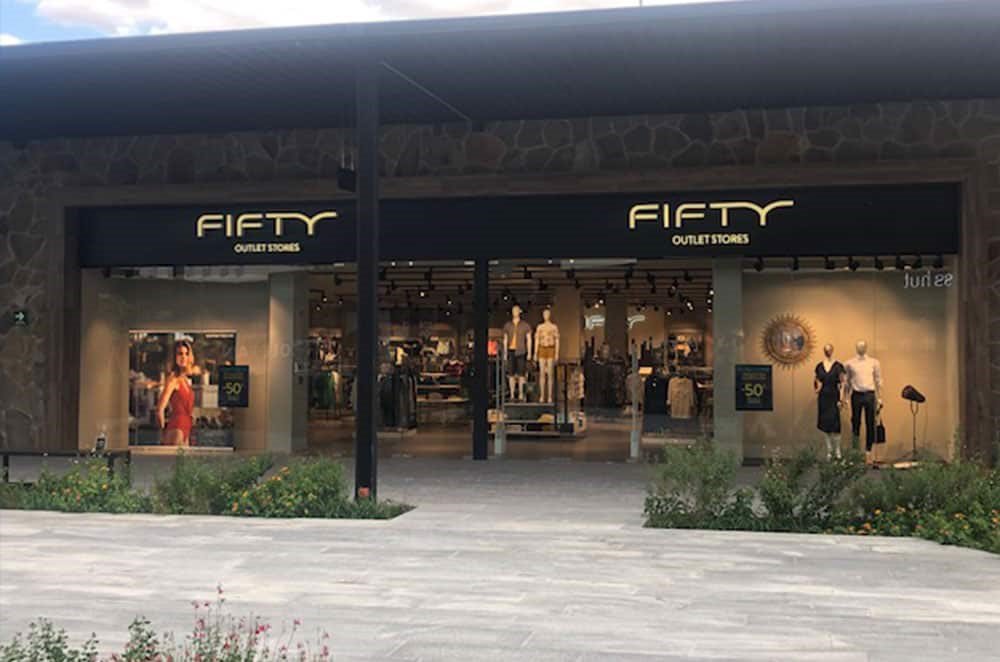 Fifty inaugura su primera tienda en México