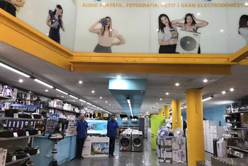 Miró abre su primera tienda ElectroKing