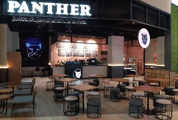Restalia estrena su nuevo concepto Panther Juice & Sandwich Market