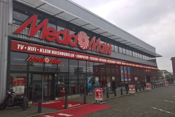 Media Markt transforma su tienda en Splau