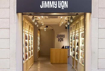 Jimmy Lion ruge en Barcelona