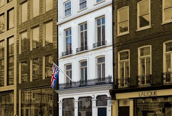 Crombie vende un edificio en Londres