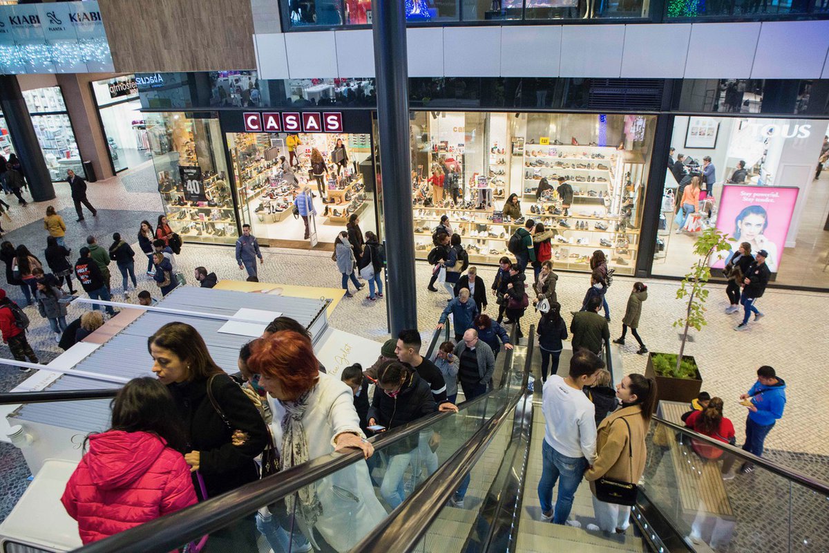 Finestrelles Shopping Centre recibe 150.000 visitantes por el Black Friday
