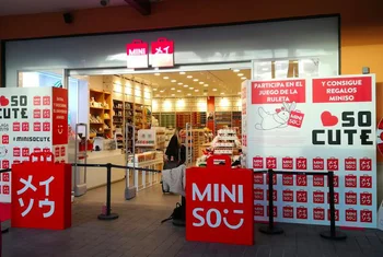 MINISO continúa su expansión en el Muelle Uno de Málaga