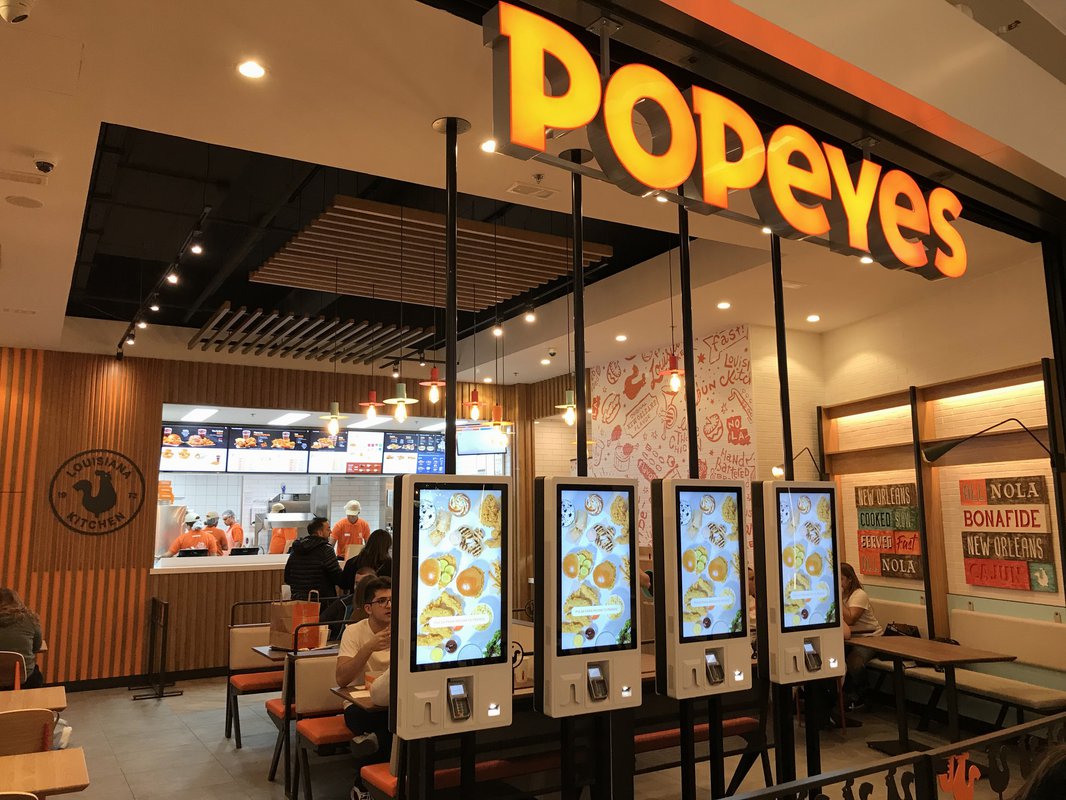 Popeyes inaugura restaurantes en La Gavia y Plenilunio