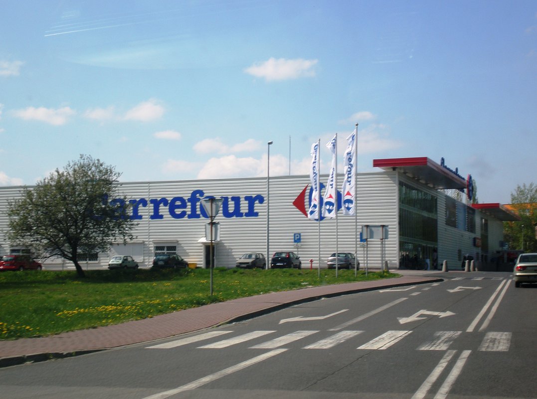 Carrefour ingresa más de 9.700 millones en 2019