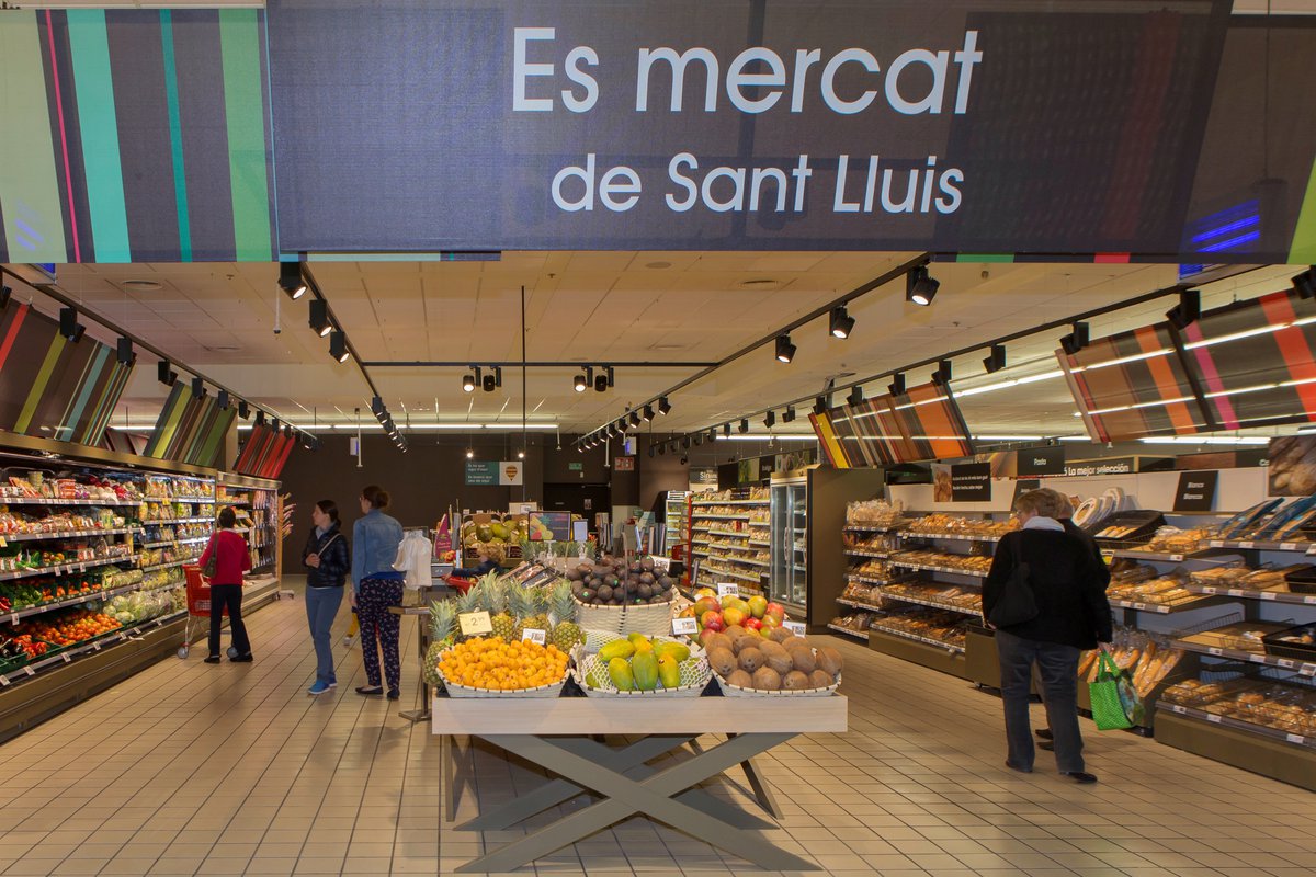 EROSKI renueva el 70 % de sus supermercados en Baleares