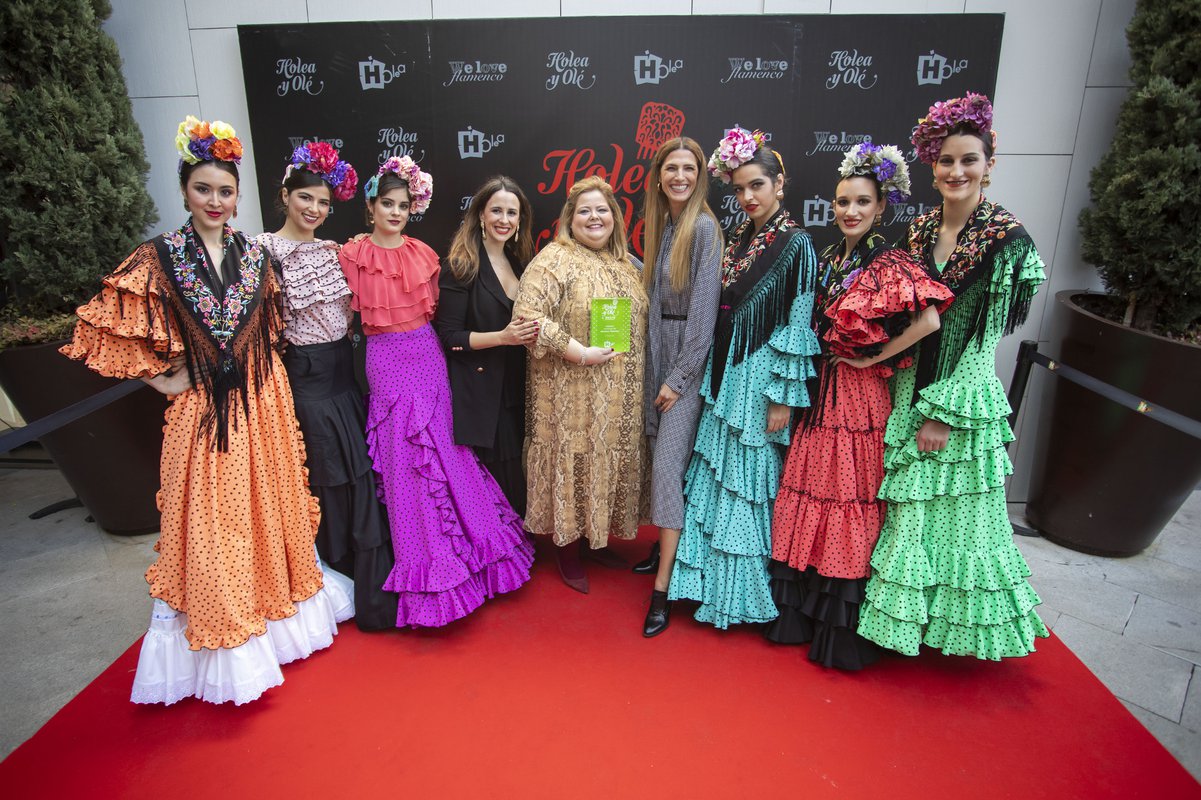 Holea se convierte en una pasarela flamenca