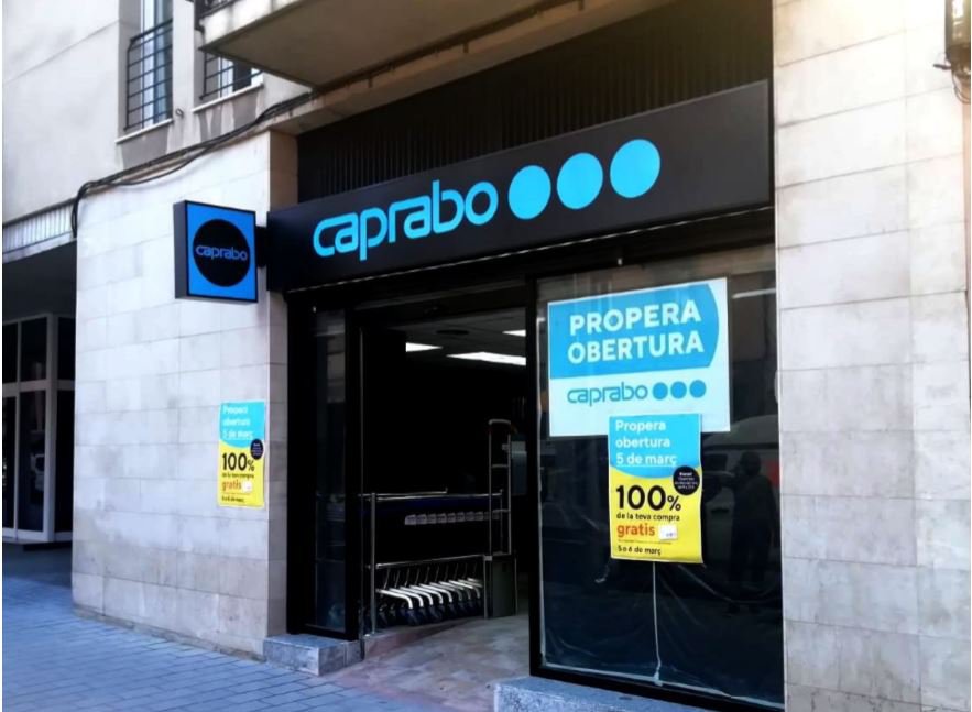 Caprabo abre un nuevo supermercado en Molins de Rei, Barcelona