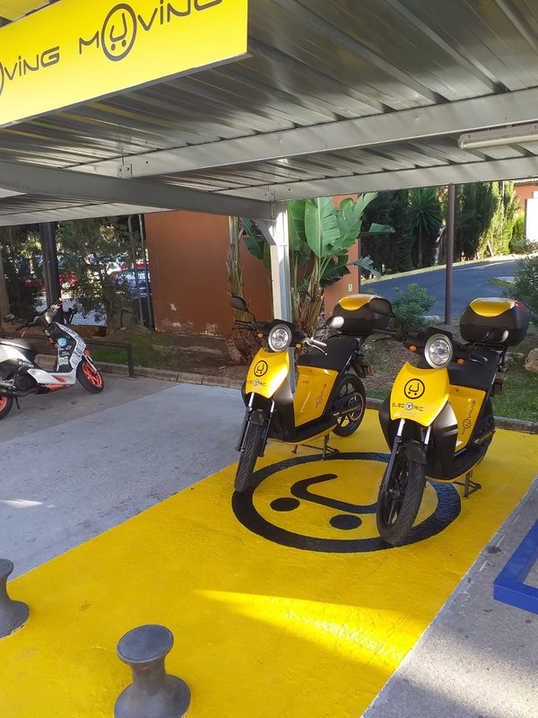 Muving llega a Bahía Sur para ofrecer alquileres de motos eléctricas