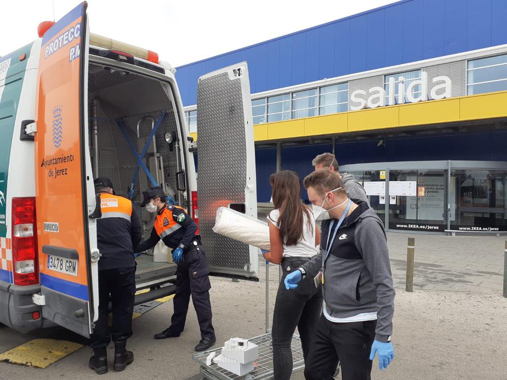 La tienda IKEA en Jerez de la Frontera entrega 10.000 mascarillas