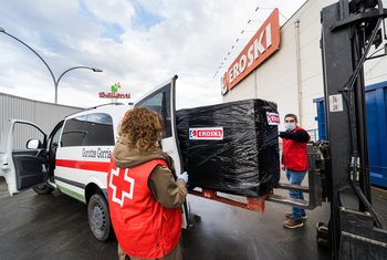 EROSKI donará ropa para más de 500 personas sin hogar