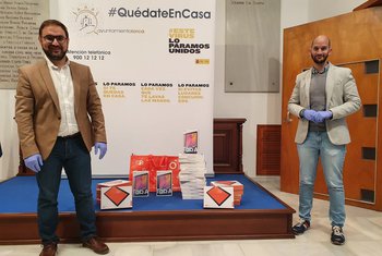 Parque Almenara acorta distancias entre los mayores de Lorca