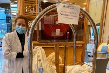 Carmila dona mascarillas a un hospital y a la Asociación Nuevo Horizonte
