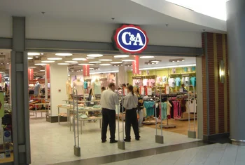 C&A prepara sus tiendas para la reapertura