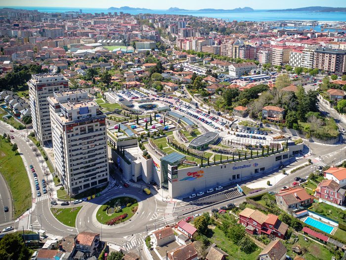 Gran Vía de Vigo recupera su actividad comercial completa