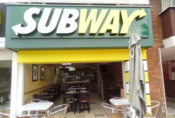 Subway inicia la reapertura de sus restaurantes