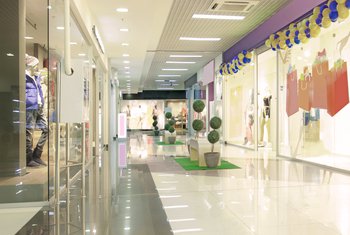 Savills Aguirre Newman certifica sus centros y parques comerciales con Bureau Veritas