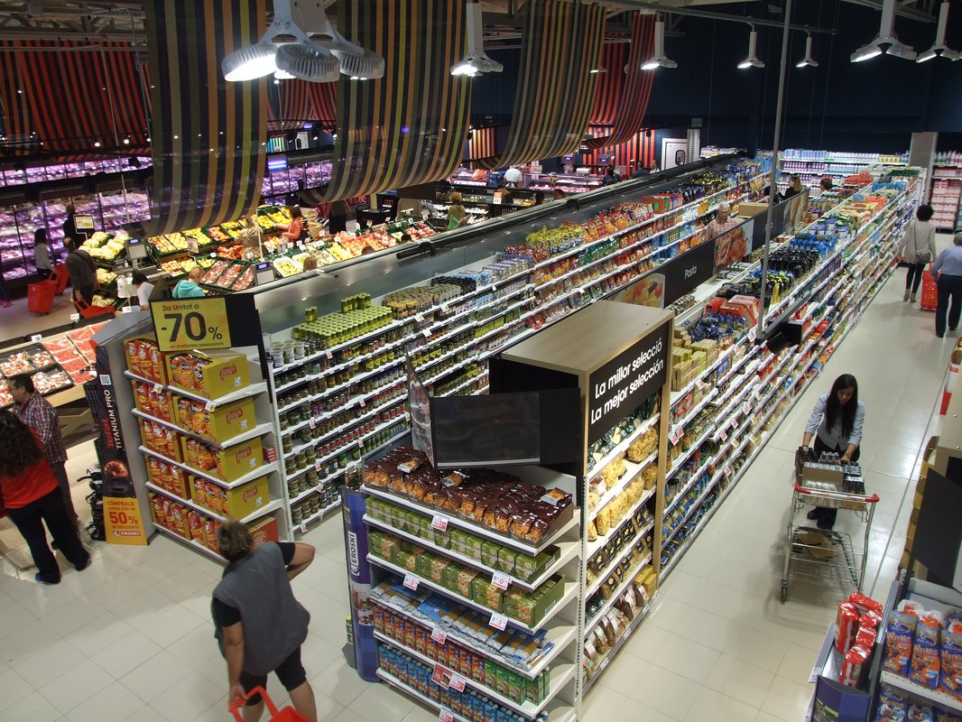 EROSKI ha transformado 845 de sus supermercados