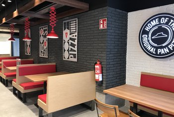 Pizza Hut continúa su expansión en Vitoria