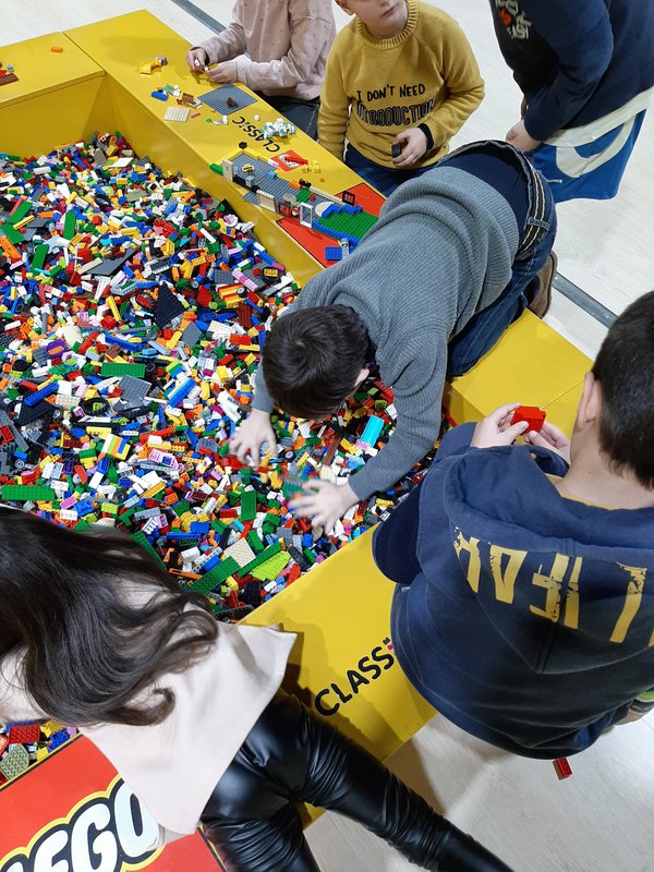 La LEGO Fan Factory de Espacio León vuelve a jugar