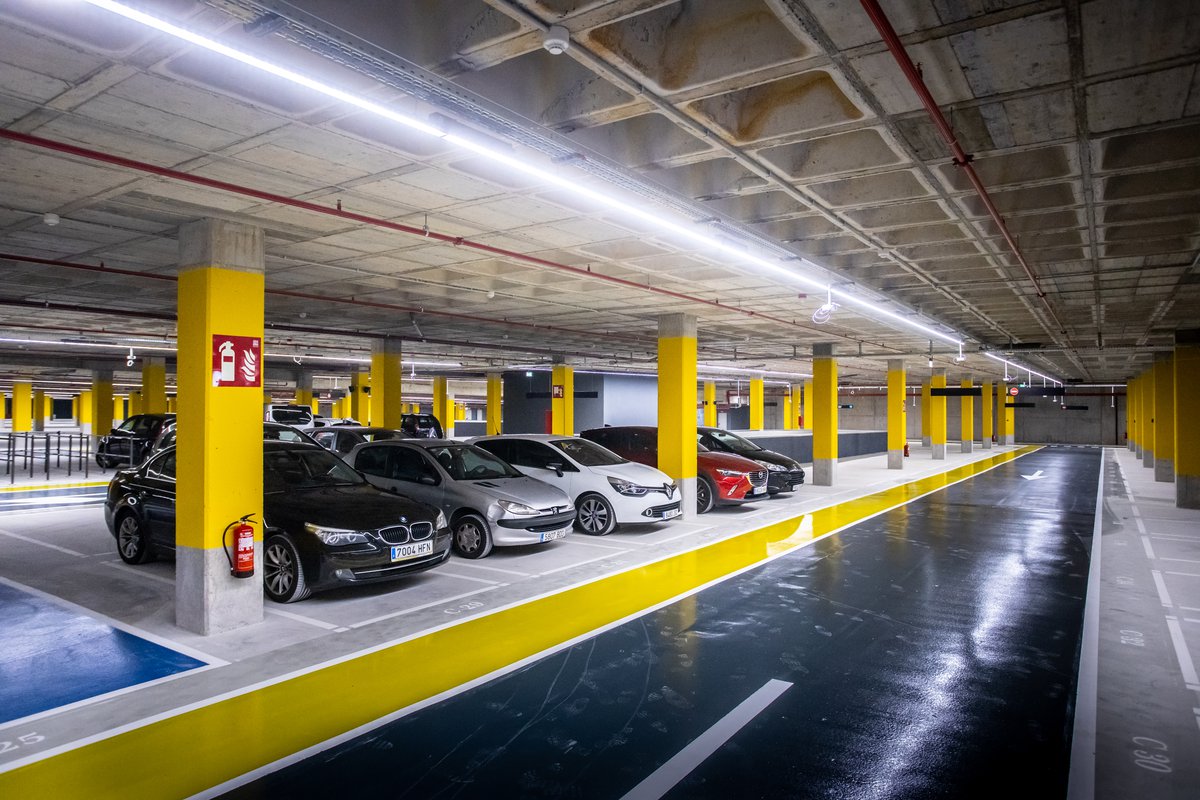 Garbera estrena su nuevo parking cubierto