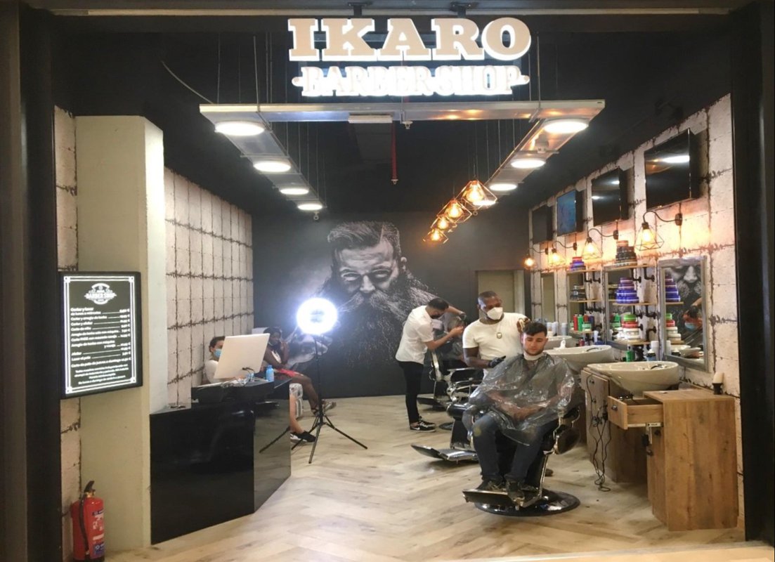 Ikaro Barber Shop inaugura un salón en Plenilunio