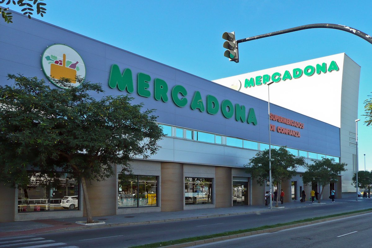Mercadona vende 27 supermercados a MDSR Investments por más de 100 millones